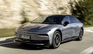Auto Plus 1968 Trop vite en besogne ?