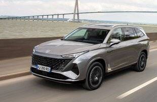 Auto Plus 1973 Panoramique : Le MGS9 1.5 PHEV 7 places de 299 ch
