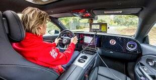 Auto Plus 1974 620 km d'autonomie autoroutière