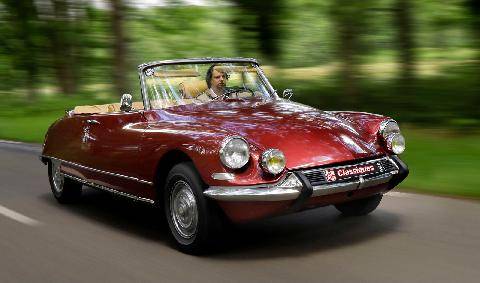 Auto Plus 1978 Il y a 66 ans, Citroën présentait la DS en version cabrio Le grand air, ça lui va si bien !