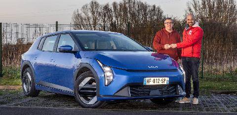 Auto Plus 1978 La nouvelle Kia EV4