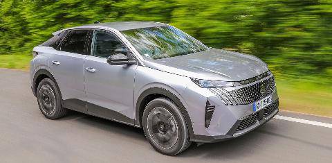 Auto Plus 1980 Peugeot 3008