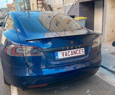 Auto Plus 1982 Le zapping de la route des vacances Vos plus belles prises de l’été