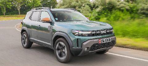 Auto Plus 1982 Un Dacia Duster III (depuis 2024) à moins de 24 000 €