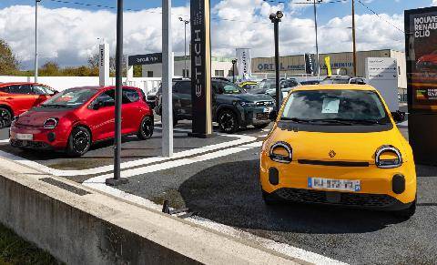 Auto Plus 1984 Aides à l’achat d’une voiture électrique Bonus maximus !