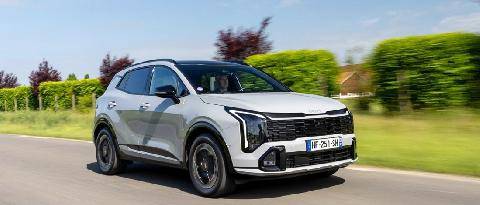 Auto Plus 1985 Kia Sportage