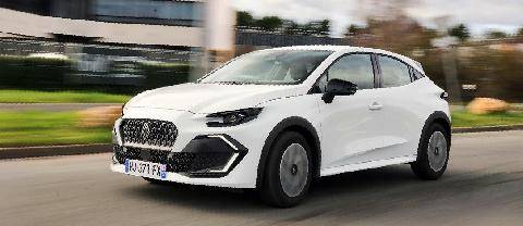 Auto Plus 1985 Renault Clio