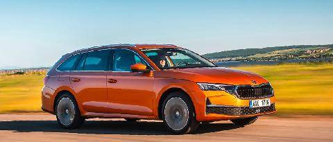 Auto Plus 1985 Skoda Octavia Combi