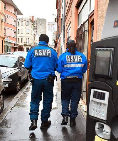 Auto Plus 1988 Business du stationnement payant Le jackpot, c’est pour qui ?