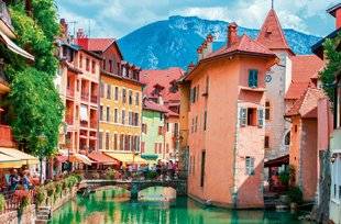 Nous Deux 3947 Annecy, la beauté des Alpes