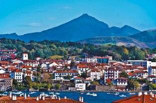 Nous Deux 4063 Le Pays basque, d'une frontière l'autre