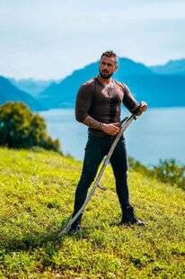 Nous Deux 4065 Homme à tout faire