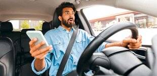 Nous Deux 4067 Travail au volant, danger au tournant
