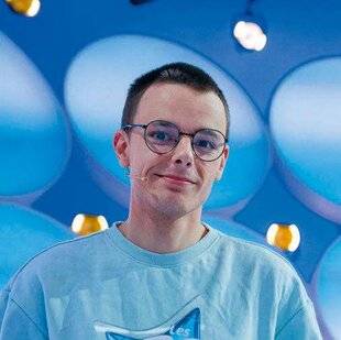 Nous Deux 4073 C'est lui qui le dit