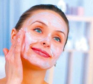 Nous Deux 4076 Les masques maison ont tout bon !