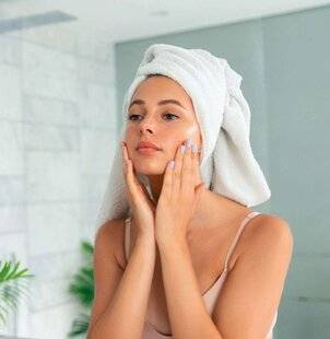 Nous Deux 4082 Ma routine pour retrouver un joli teint