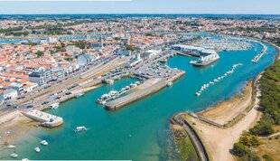 Nous Deux 4084 À Saint-Gilles-Croix- de-Vie, la sardine est reine