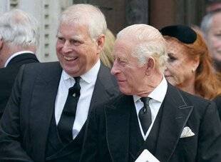 Nous Deux 4090 Il destitue son propre frère !