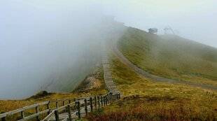 Nous Deux 4093 Auvergne, un som met de beautés