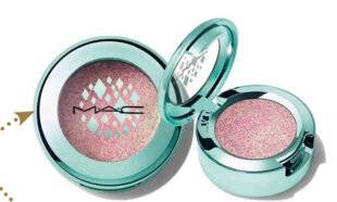 Nous Deux 4094 Mon shopping de fête à moins de 30 €