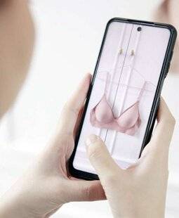 Nous Deux 4094 Des photos générées par IA envahissent Vinted