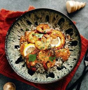 Nous Deux 4094 Crevettes flambées au pastis, sauce crémeuse