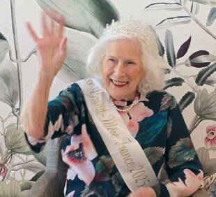 Nous Deux 4099 Maud J'ai créé un concours de beauté dans nos Ehpad