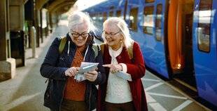 Nous Deux 4105 Des aînés mal aimés