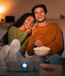 Nous Deux 4105 Le cinéma débarque à la maison