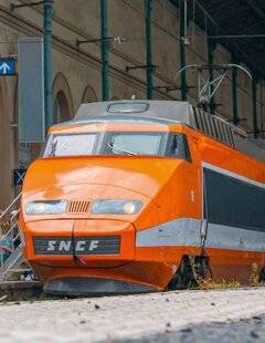 Nous Deux 4108 26 MARS