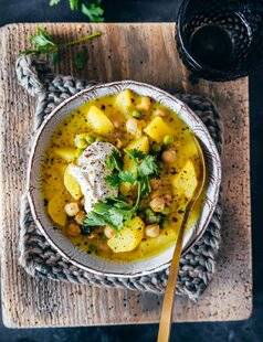 Nous Deux 4108 Curry léger de pomme de terre au thon(Pour 4 personnes)