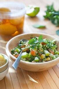 Nous Deux 4111 Avec la cuisine d'Orient, Un goût de voyage