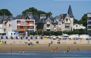 Nous Deux 4113 Royan, entre mé moire et modernité