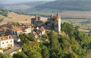 Nous Deux 4116 Châteauneuf, un trésor en Bourgogne