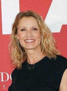 Nous Deux 4118 C'est elle qui le dit