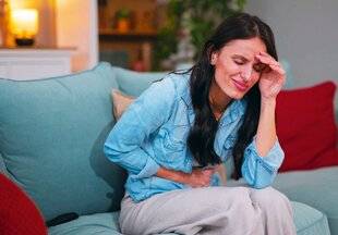 Nous Deux 4120 Au secours, j'ai des brûlures d'estomac !