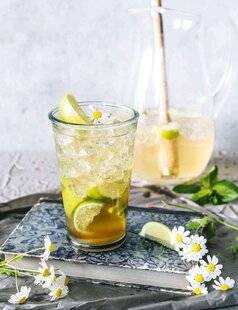 Nous Deux 4122 Mocktail à la camomille et au citron vert