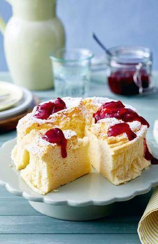Nous Deux 4134 Cheese-cake soufflé, coulis de fruits rouges