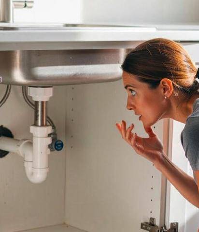 Nous Deux 4136 Traquer les fuites d’eau