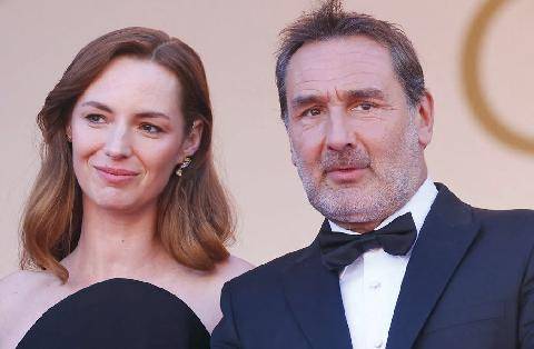 Nous Deux 4139 Louise Bourgoin Elle crève l’écran et croque la vie