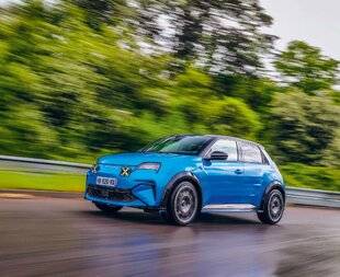 L'Auto-Journal 1197 ELLE AIME LA GLISSE