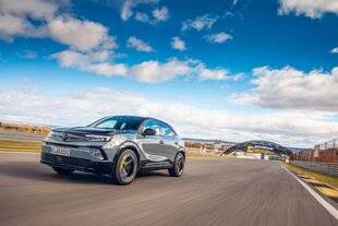 L'Auto-Journal 1198 SPORT EN MODE ÉLECTRIQUE