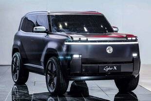 L'Auto-Journal 1200 À l'attaque du Peugeot E-2008