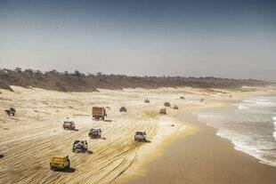 L'Auto-Journal 1204 LE RALLYE-RAID QUI ARRIVE VRAIMENT À DAKAR