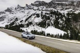 L'Auto-Journal 1204 LA CINQ SE MET EN QUATRE