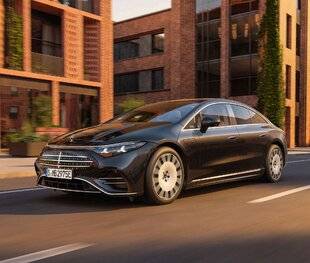 L'Auto-Journal 1207 MERCEDES EQS : PETIT FACELIFT ET GROS CHANGEMENT DE DIRECTION