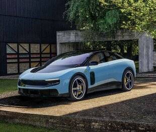 L'Auto-Journal 1211 FERRARI LUCE : ÉTRANGE LUMIÈRE