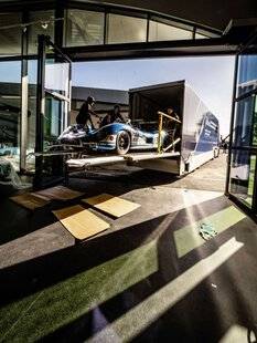 L'Auto-Journal 1211 LE NOUVEAU TEMPLE DU SPORT AUTO