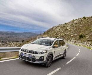 L'Auto-Journal 1211 DACIA JOGGER