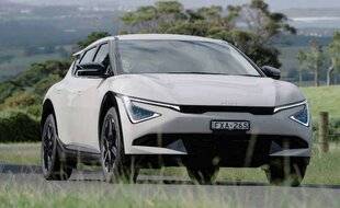 L'Auto-Journal 1213 EV6